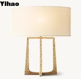 Mua Đèn bàn gỗ LED kiểu nông trại bằng đáy sắt đập với màu trắng hình bầu dục sản xuất trực tuyến