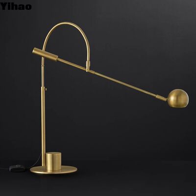 Mua Yihao Classic Modern Copper Body LED Desk Lamp với ánh sáng trắng ấm áp 2700K và cơ sở E14 cho trang trí nhà sản xuất trực tuyến