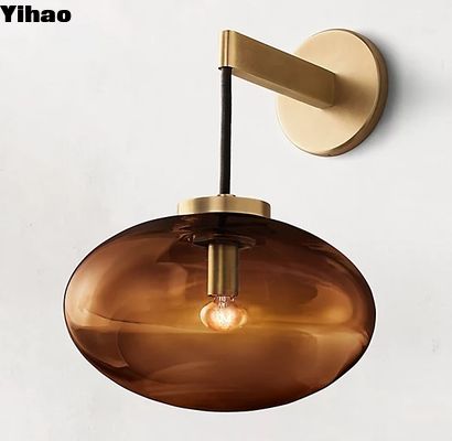 Đèn tường cho nhà Đèn tường trang trí với đồng và phương pháp lắp đặt vít