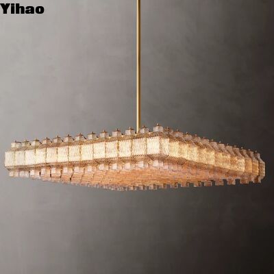 Chiếc đèn chùm tinh thể K9 sang trọng với thân bằng đồng và tuổi thọ 50.000 giờ cho phòng khách hiện đại