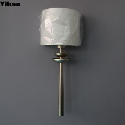 Đèn tường đồng thiết kế hiện đại với 3500K Đèn LED màu trắng ấm cho phòng khách trang trí