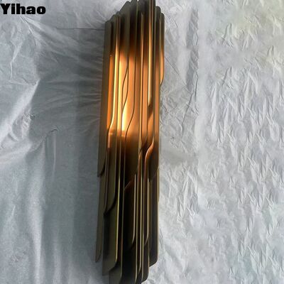 Vật liệu đồng Đèn tường thiết kế hiện đại với 3500K Đèn LED trắng ấm cho phòng khách